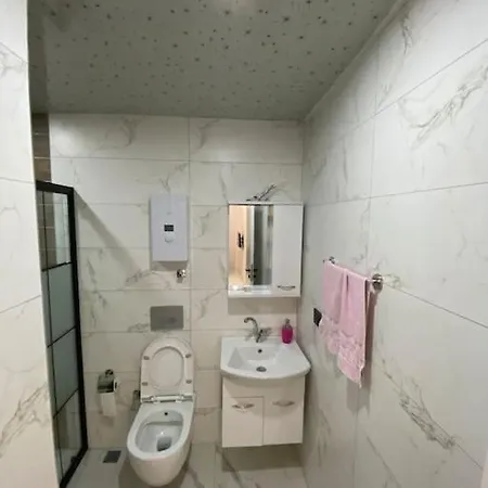1+1 Ev, Kullanisli 57 M2 Apartment